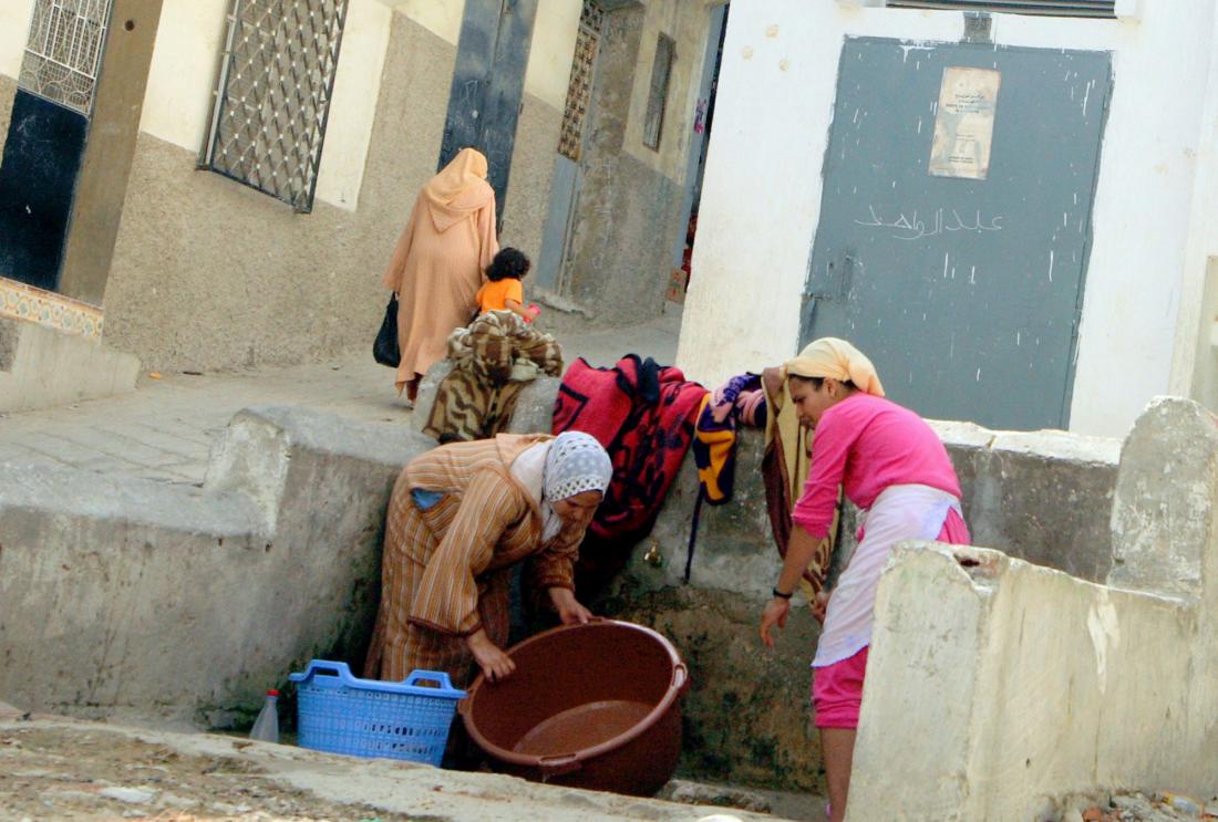 Women do laundry