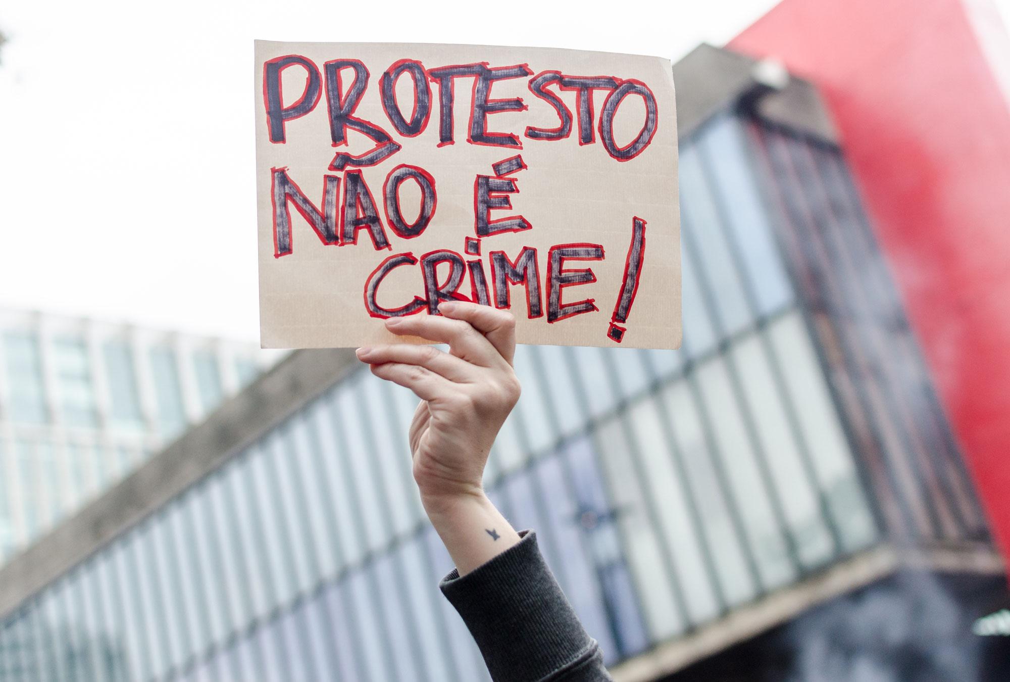 Accountability and Justice in Brazilian Politics: Unveiling Wrongful  Accusations and Corruption Discrediting — Eightify